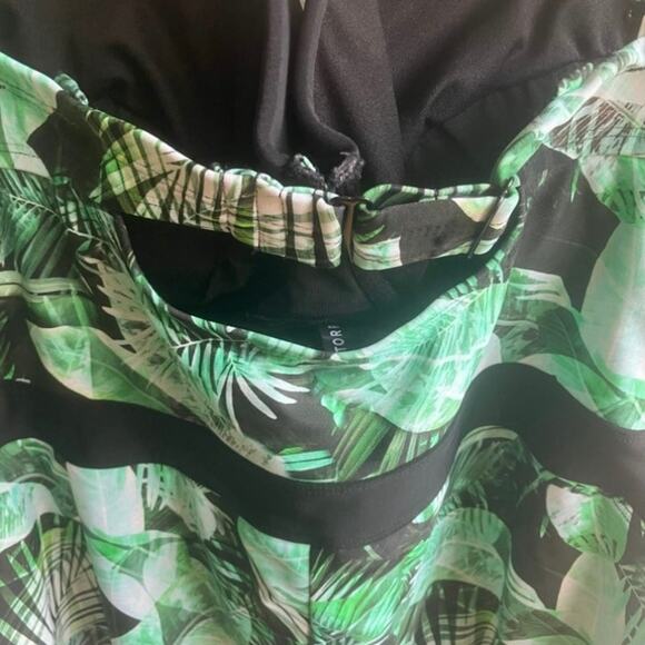 Torrid Vixen Underwire One Piece Swimsuit Size 3 Green Palms Cutout Mesh Push Up - Picture 11 of 12